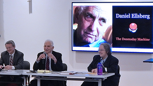 Daniel Elsberg at University of Maryland panel discussion